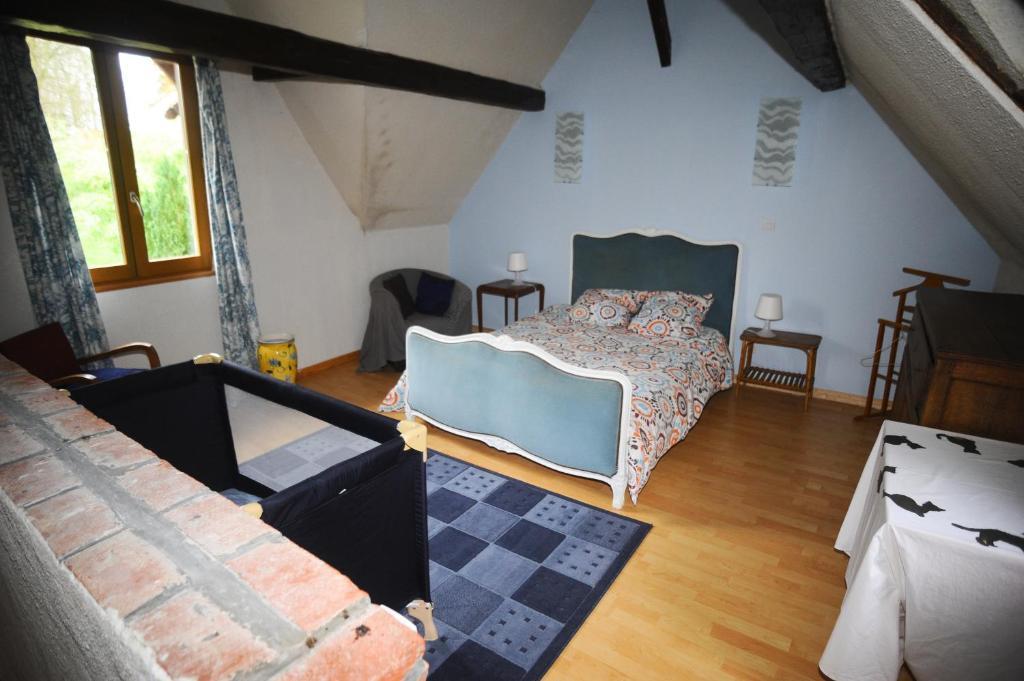 Chateau De Bertreville Bed and Breakfast Rum bild